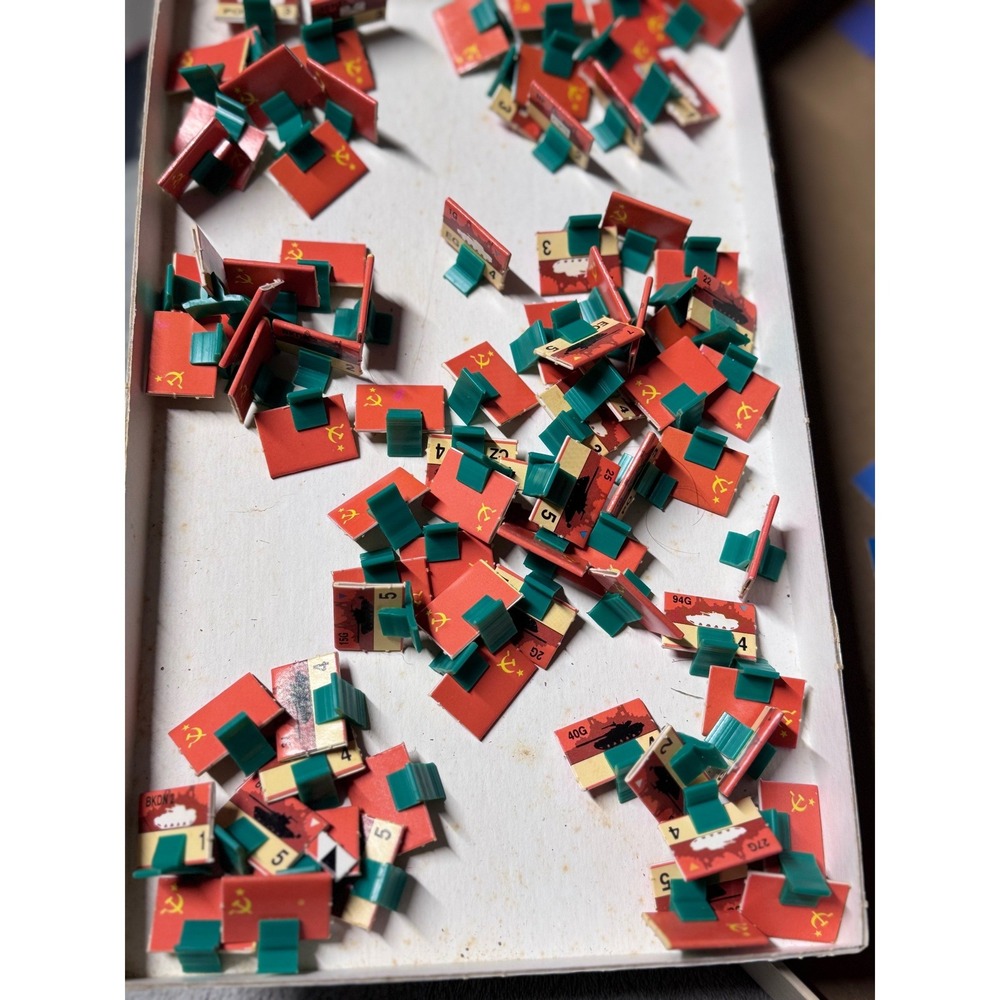 TSR 1989 Red Storm Rising 83 Soviet Army Replacement Pieces w/ Stands Movers